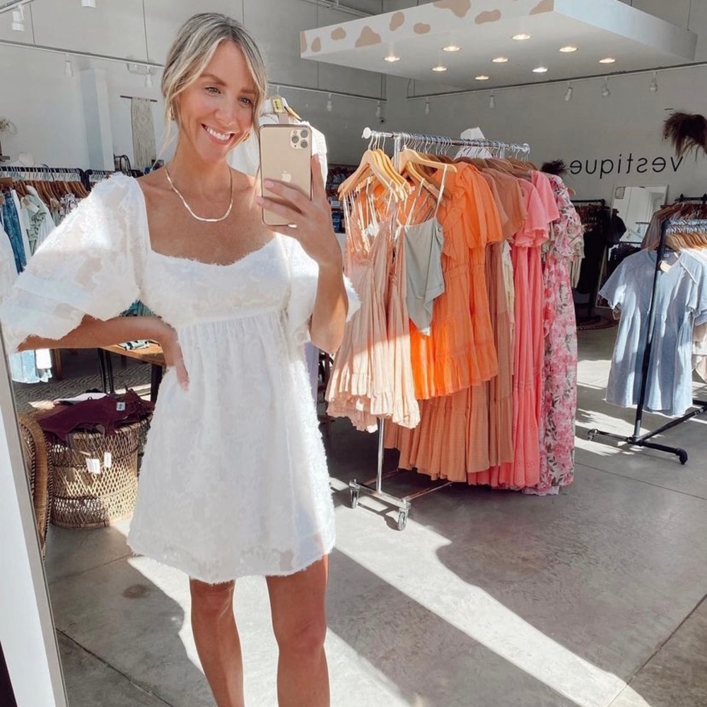 Vestique Puff Sleeve Mini Dress